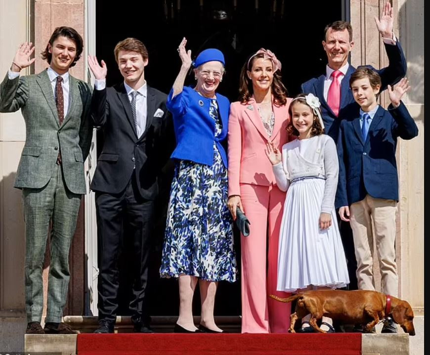 Скандал в Дания: Кралица Маргрете лиши половината си семейство от кралски титли: Защитавам бъдещето на монархията!