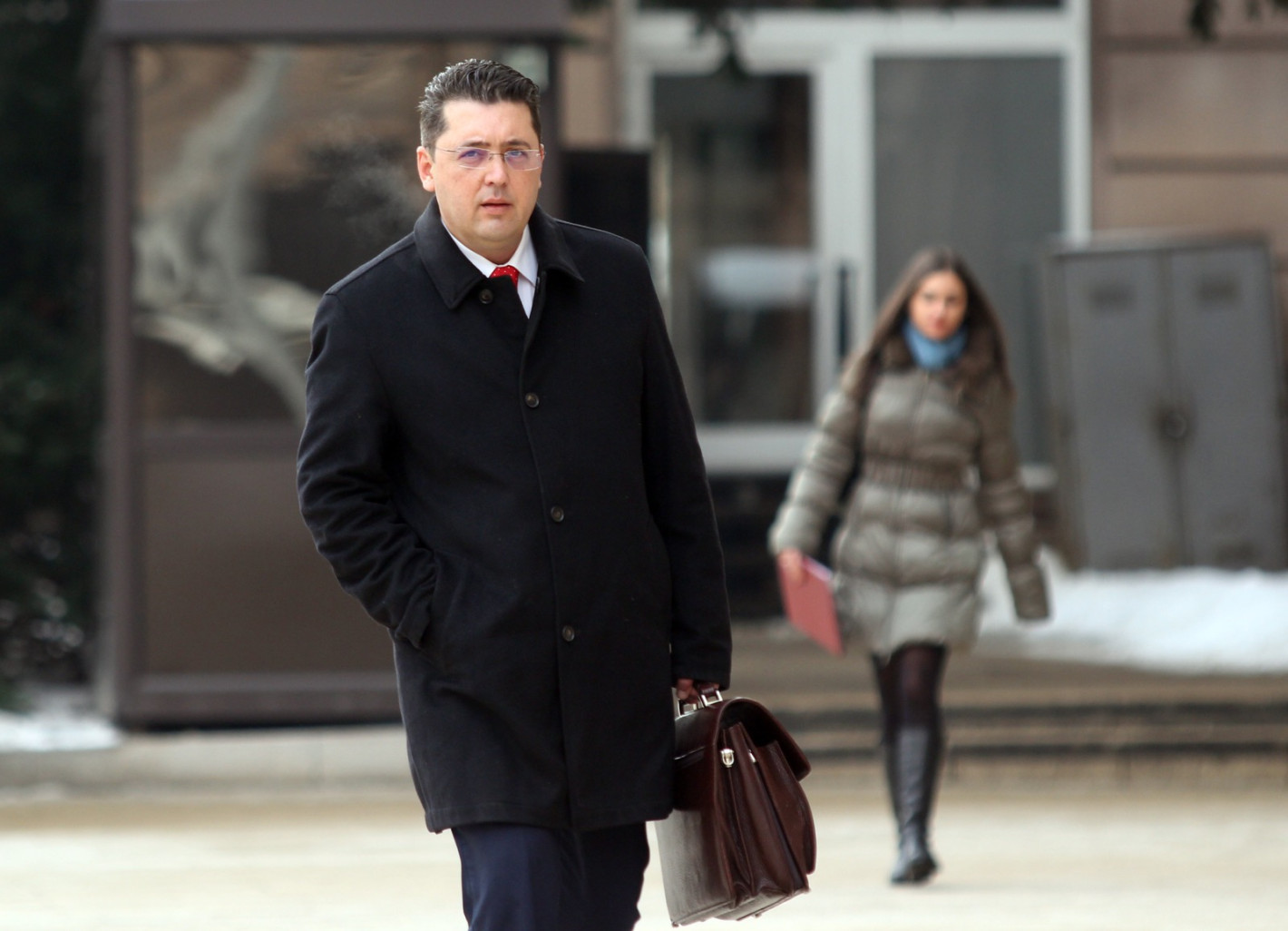 Политически чадър от Пламен Узунов спасил шефа на Първо РПУ  - Снимка 3