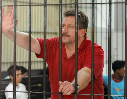 Най-могъщият оръжеен търговец в света Виктор Бут беше пуснат от затвора и вече е в Москва - Снимка 3