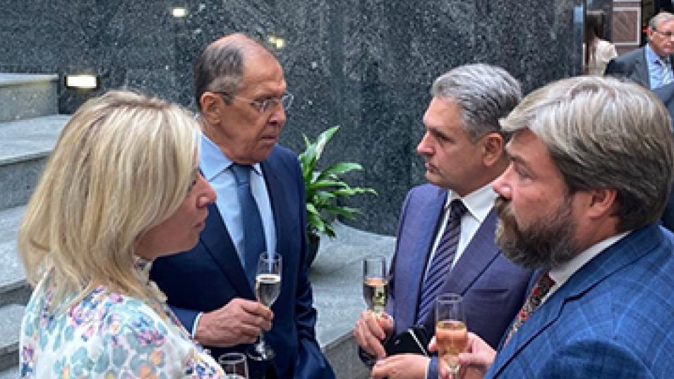 С руски пари Цветан Василев наема четирима нови лобисти в САЩ - Снимка 4