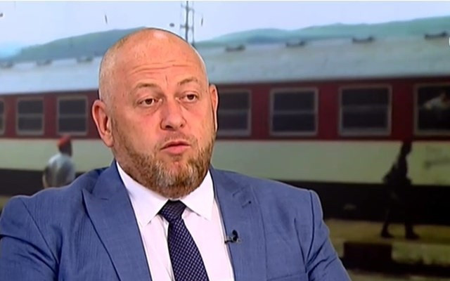 На вниманието на КПКОНПИ и ДАНС: Зам.-министърът на транспорта Красимир Папукчийски източил над 32 млн. лв. от държавните железници