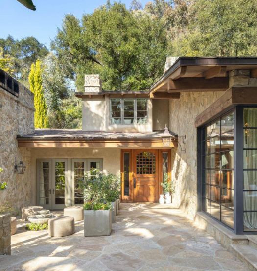 Джей Ло продава екстравагантното си имение в Бел Еър за 42 млн долара (С Бен търсят нов семеен дом – Снимки)