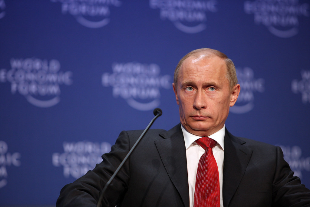 Възможно ли е да се арестува Владимир Путин за военни престъпления? (Лидерът на Русия пред жесток избор)