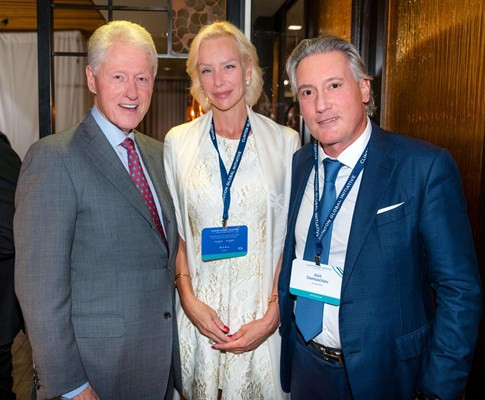 Изненада: Бил Клинтън идва на посещение у нас, поканен е от Кирил Домусчиев
