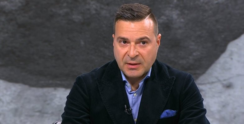 Къро броил 50 бона за побоя над разследващия журналист Слави Ангелов