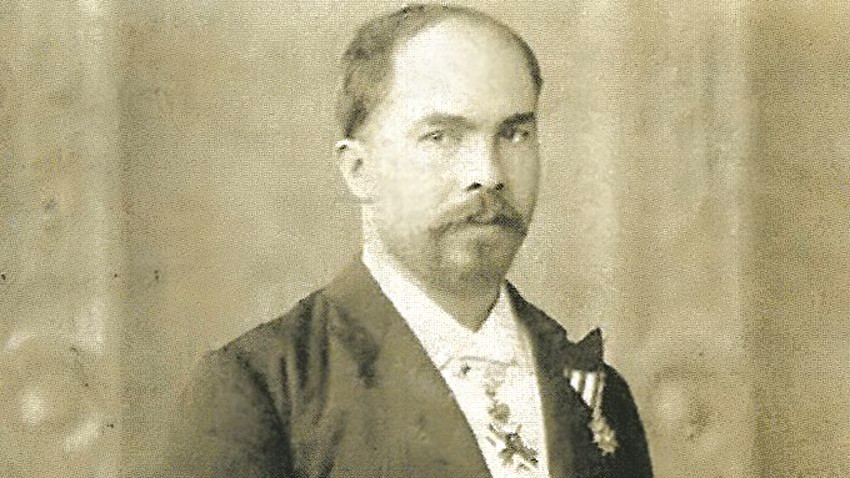 В основата на падането от власт и убийството на Стамболов е амбицията му да обедини всички български земи