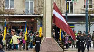 Латвия изпитва на латвийски език рускоезичното население – който се провали, напуска страната