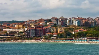 Измамници ловят „шарани“ с луксозни морски апартаменти
