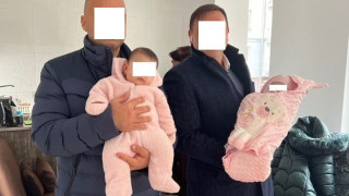 ПЪЛЕН АБСУРД: Прекратиха делото за разменените бебета