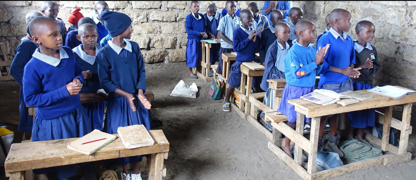 Мистериозна болест порази училище в Кения (Ученици припадат заради парализа?)