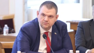 Делян Пеевски: Призовавам правителството и посолството ни в Израел да върнат в родината всички желаещи български граждани