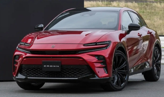 Разход от 4,7 литра на 100 км: Toyota пусна нов премиум кросоувър ВИДЕО