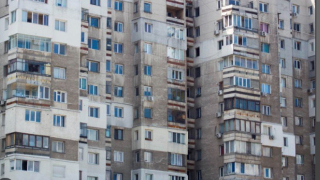   В центъра на София наемът за тристаен апартамент на