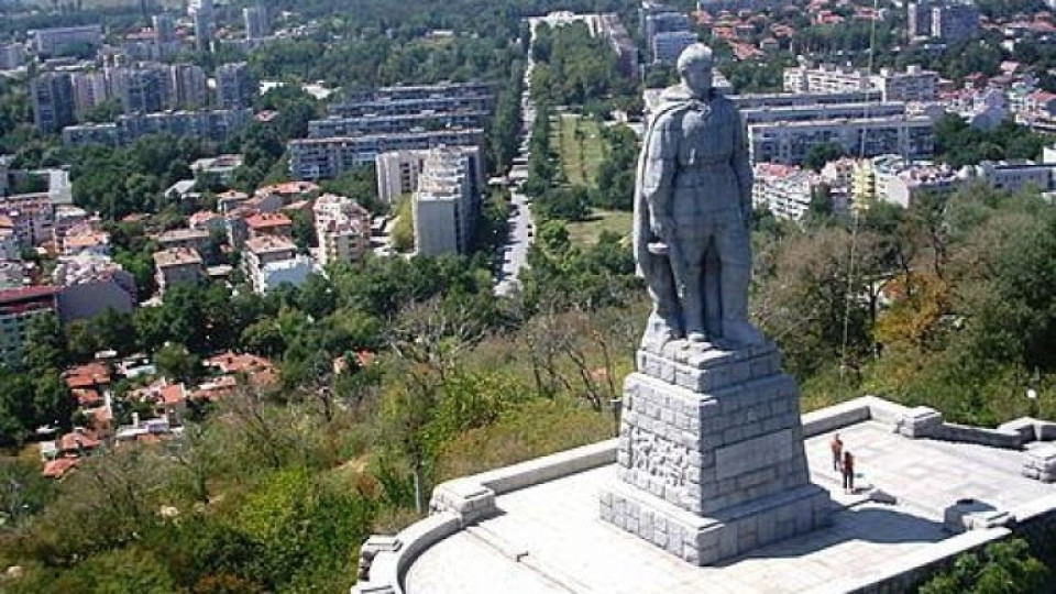 Невъзможно ли е премахването на Альоша в Пловдив?