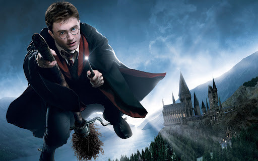 Хари Потър може да лети с метла, но защо няма шофьорска книжка?