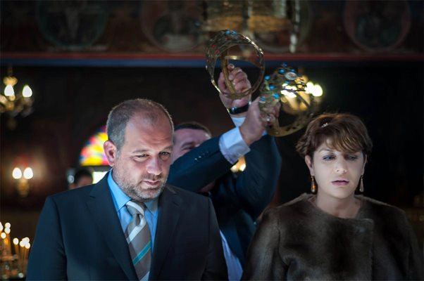 Гръм в рая! Диана Найденова стана прясна парясница