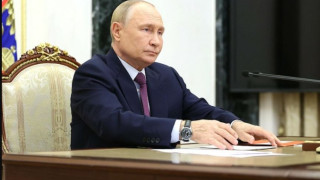 Владимир Путин обяви: Не даваме децата си на хора, които искат да им сменят пола! (Москва се тресе заради скандала)