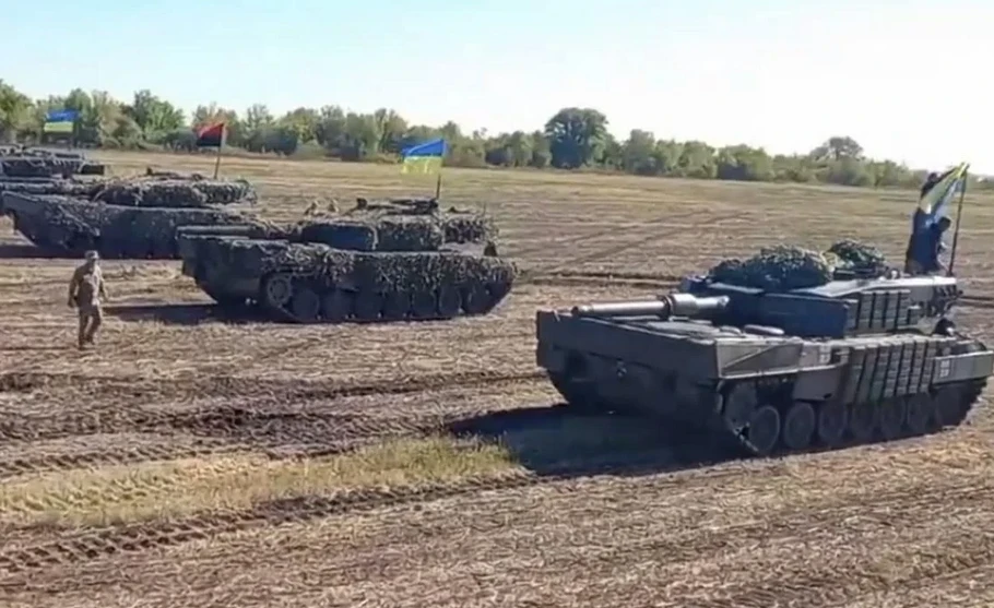 След загубата на над 1000 танка: Украйна променя стратегията за използване на бронирана техника