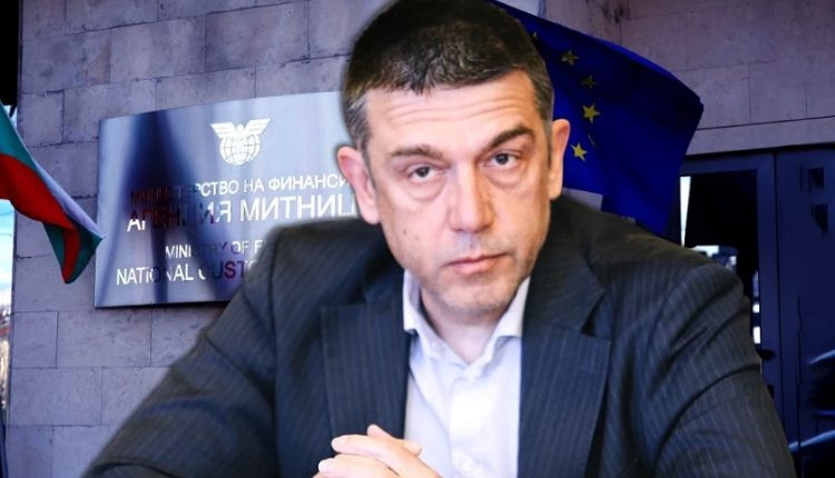 До Георги Димов: Митничарите на Володя Петров с коли по 100 000 лева, откъде са парите?