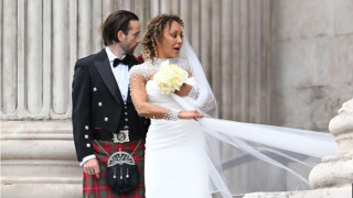 Mel B се омъжи: Тя беше придружена само от една приятелка от Spice Girls (СНИМКИ)