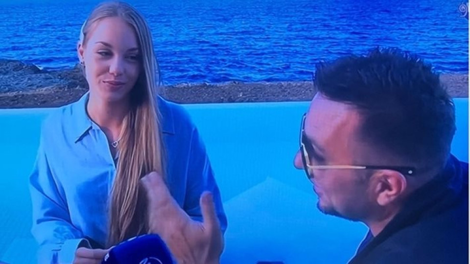 АЙ, ЧЕСТИТО!! Коцето показа чистак новия си ПАЛАТ на плажа в Царево! (ще ви вземе акъла + СНИМКИ)