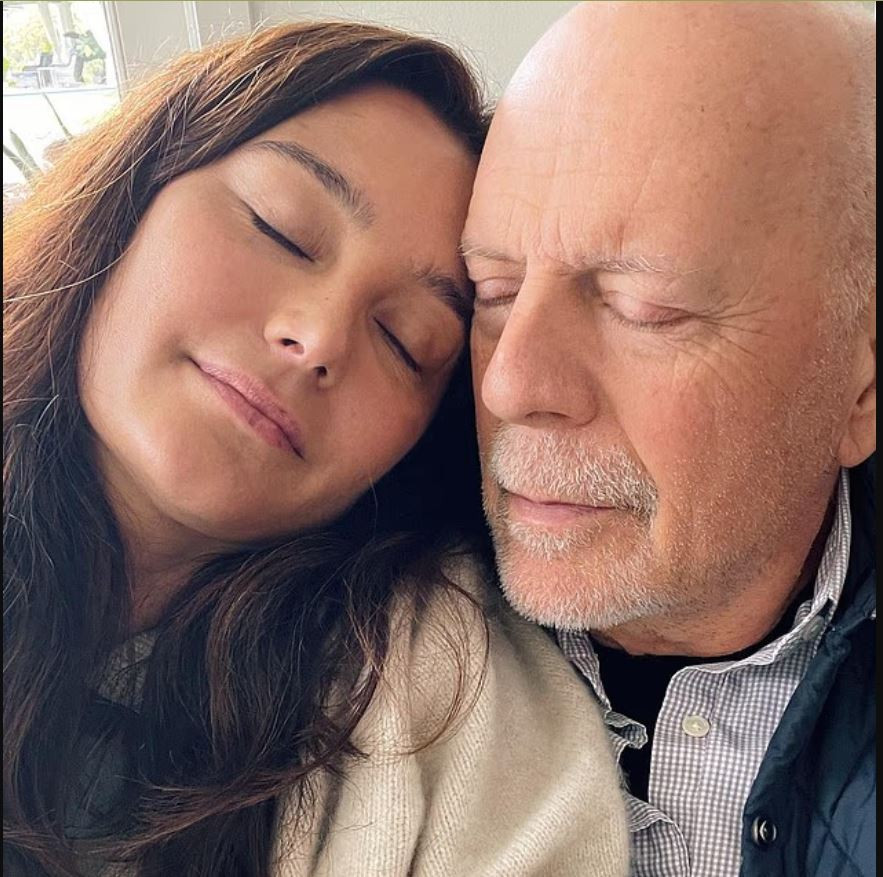 Семейството на Брус Уилис разкри: Той е все по-зле, живеем отделно от него