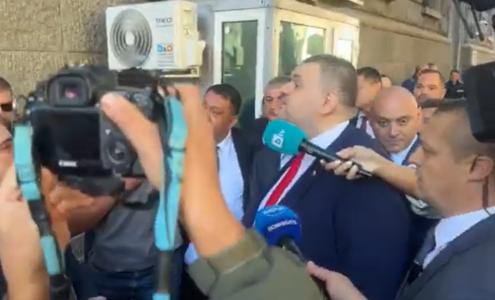 Делян Пеевски, лидер на ДПС и ПГ на ДПС-НОВО НАЧАЛО: Ще има държава с главно „Д“!