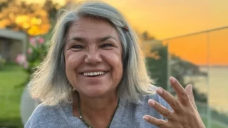 Скандал! Хванаха Марта Вачкова да рови в кофите за боклук!