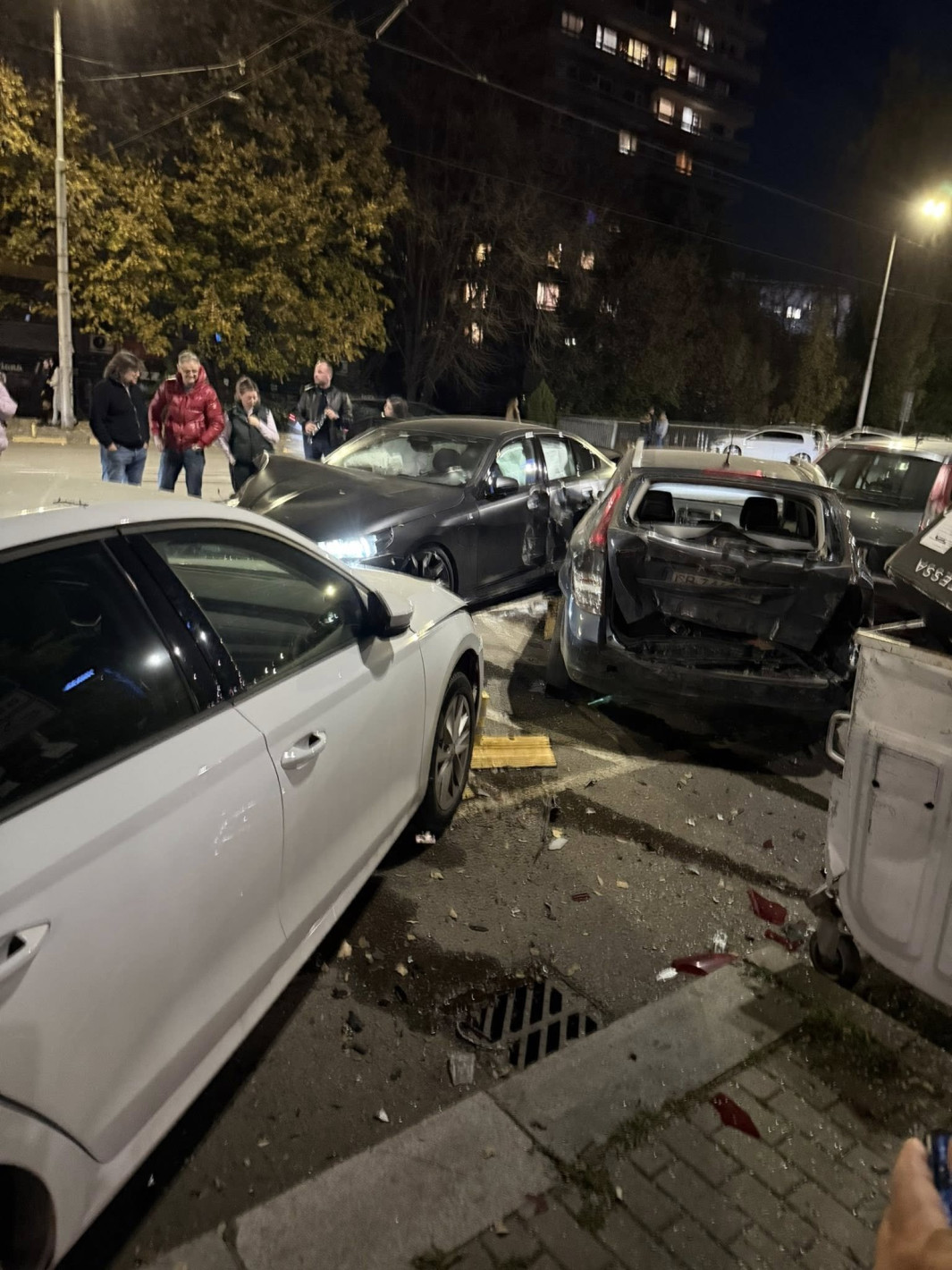 Бивш шеф на "Автомагистрали" ЕАД се оказа водачът, помел 6 коли в центъра на София