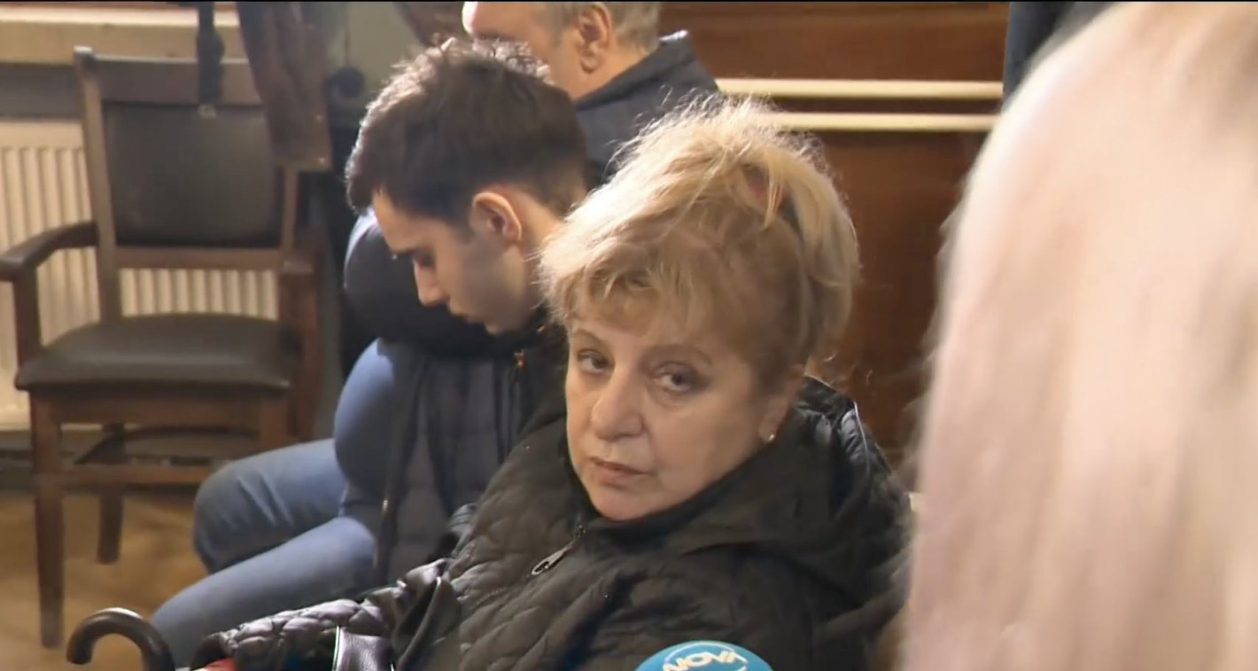 Майката на 19-годишния шофьор, прегазил трима в Разград: Ще си изтърпи каквото трябва