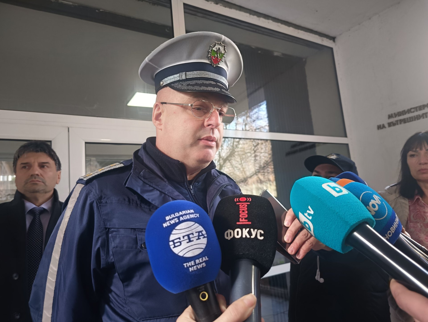 Патрулката на загиналия полицай на Северната тангента в София била с включени светлини