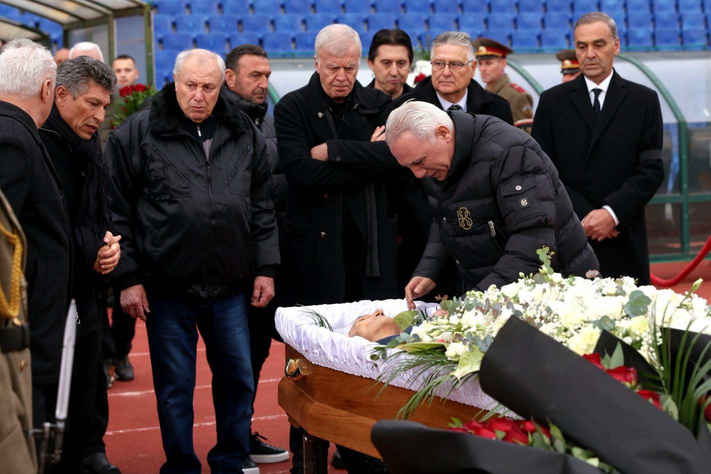 Хиляди се преклониха пред легендата Димитър Пенев (галерия)
