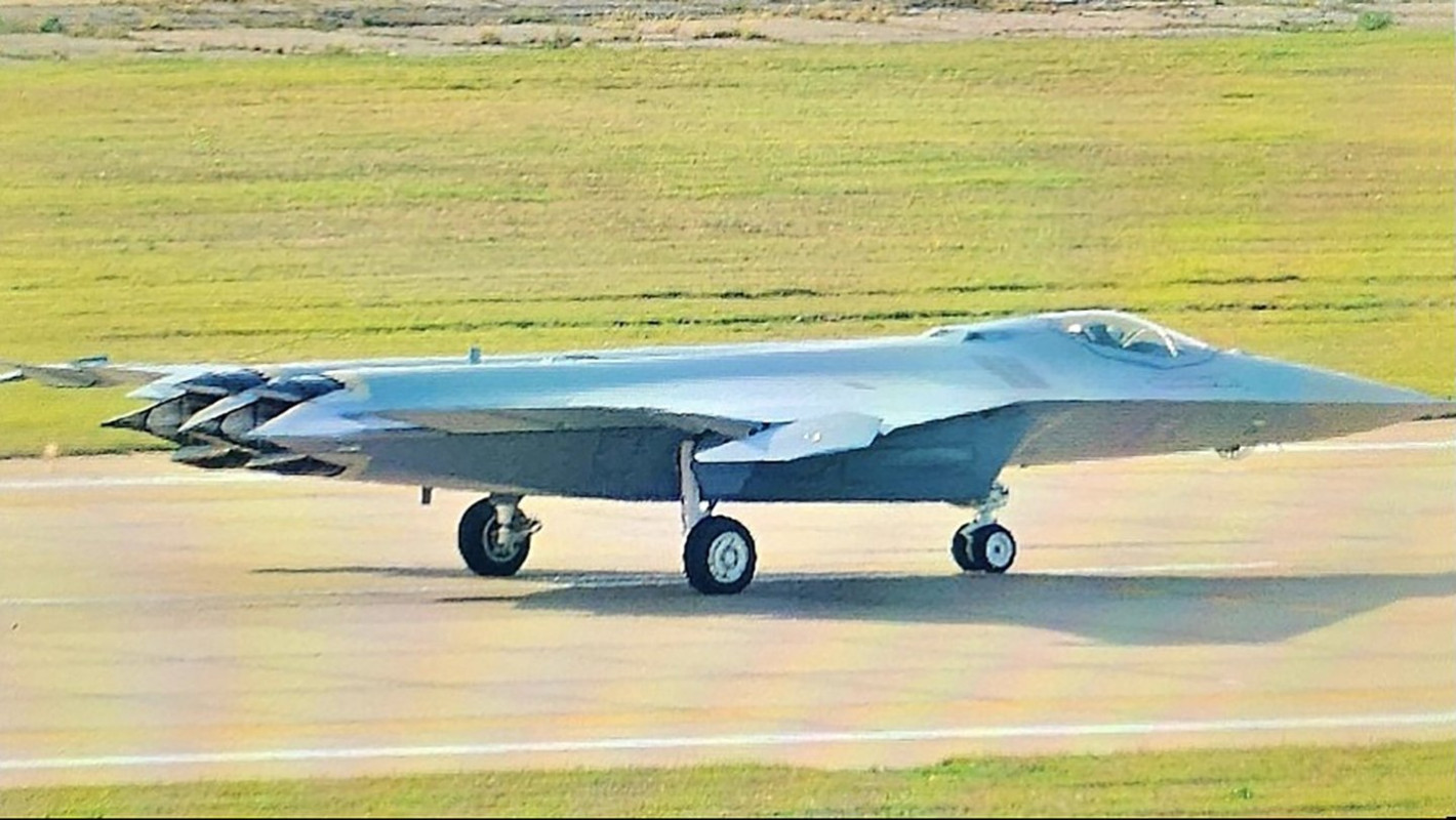 Китайски анализатори обявиха американския изтребител F-47 за "морално остарял"