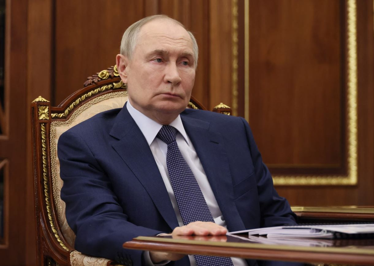Шамар за Путин! Президентът побесня и унижи министър заради филм