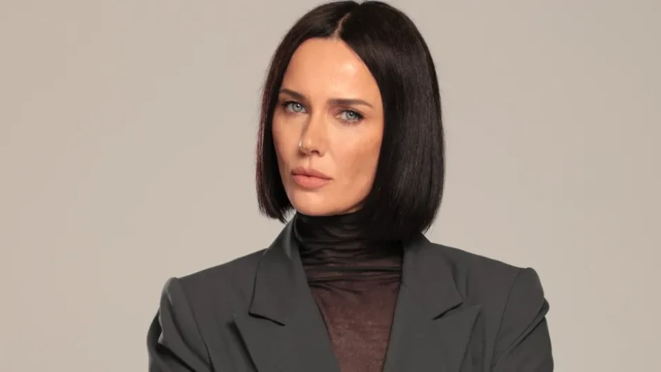 Жертва на шизофреник: Мария Силвестър спасила живота си с кутия цигари и...
