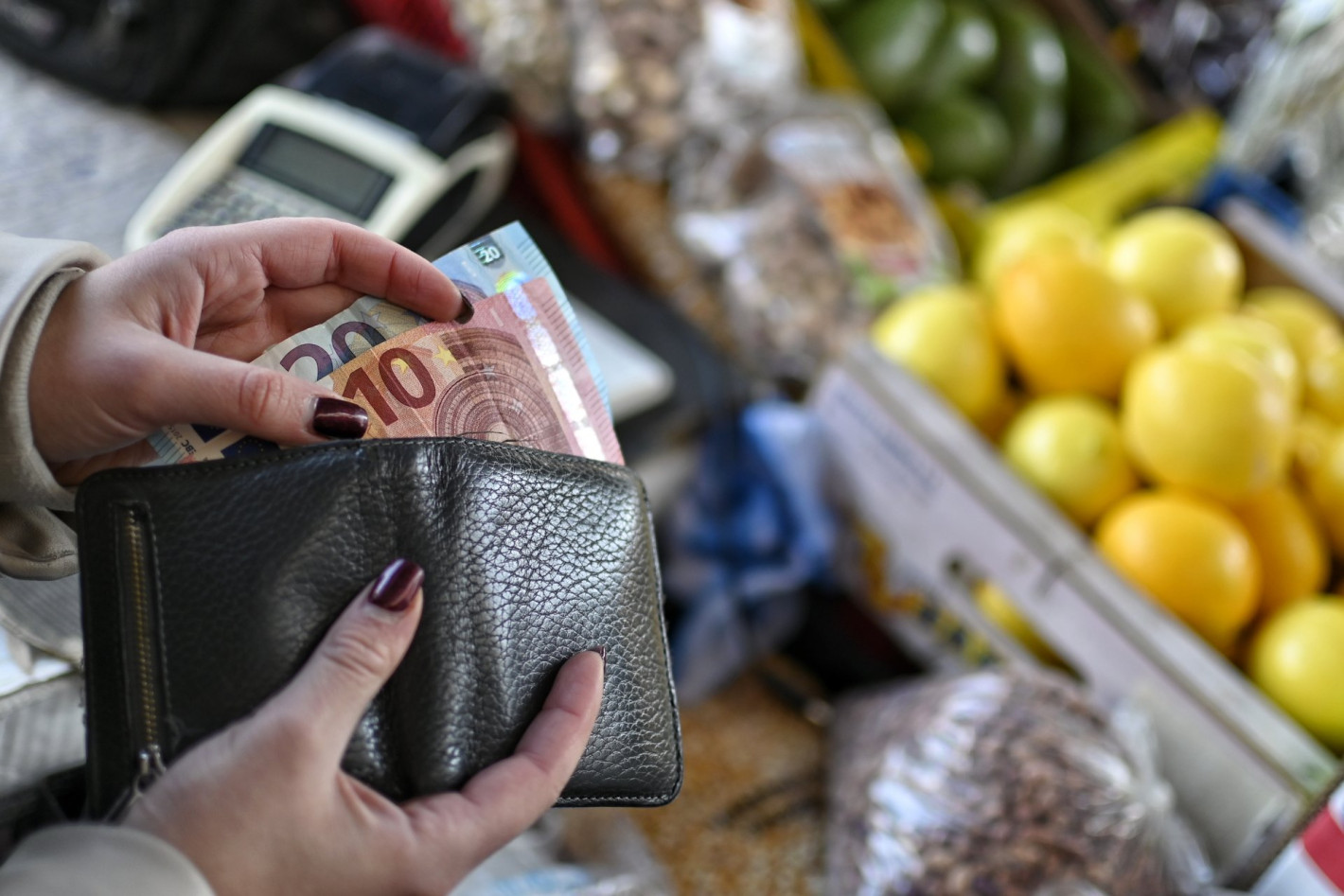 Разходите за живот продължават да растат, 818 евро стигна издръжката на човек