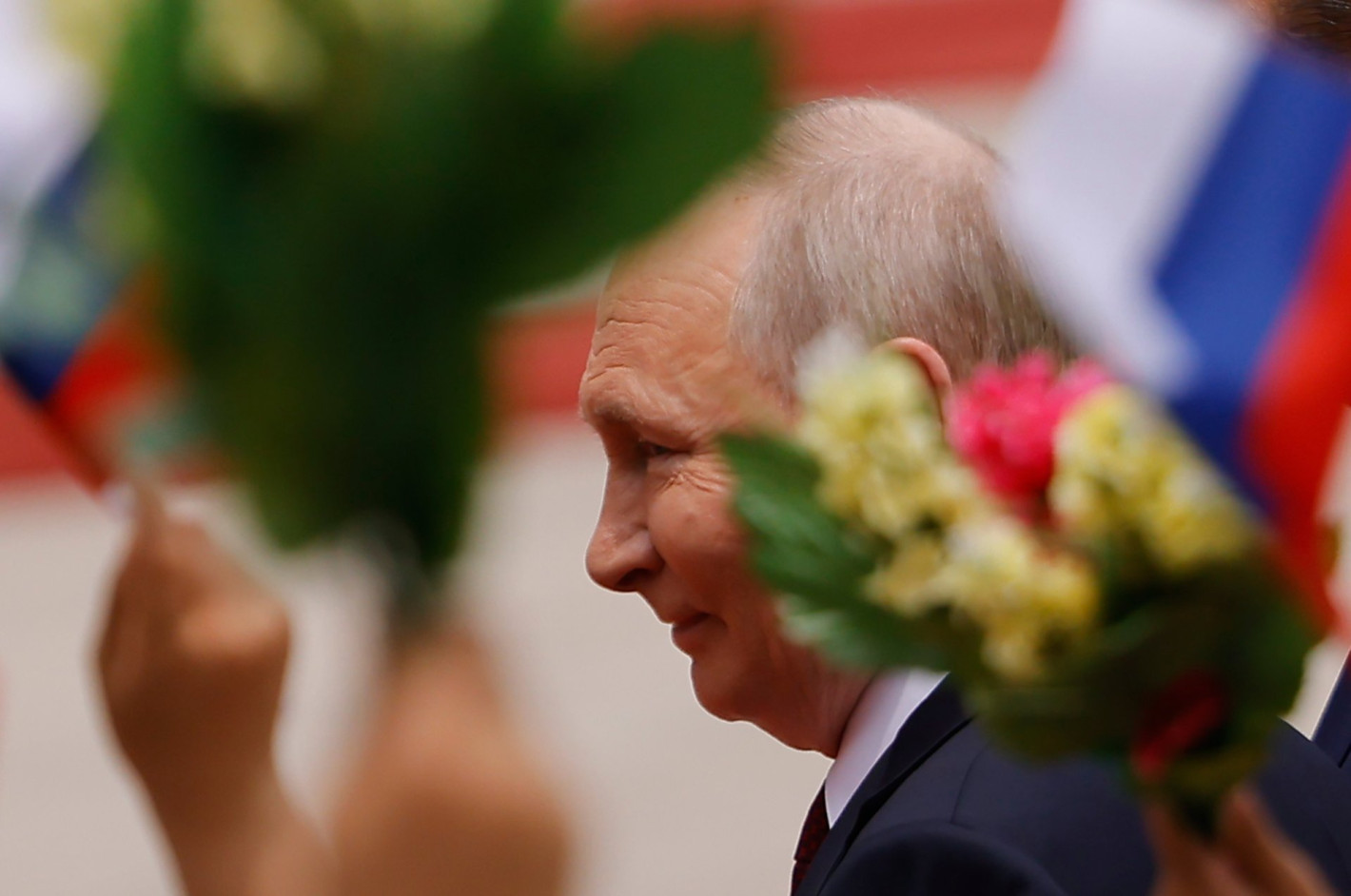 Китайската гвардия и Си Цзинпин посрещнаха Путин в Голямата зала на народа в Пекин (снимки)