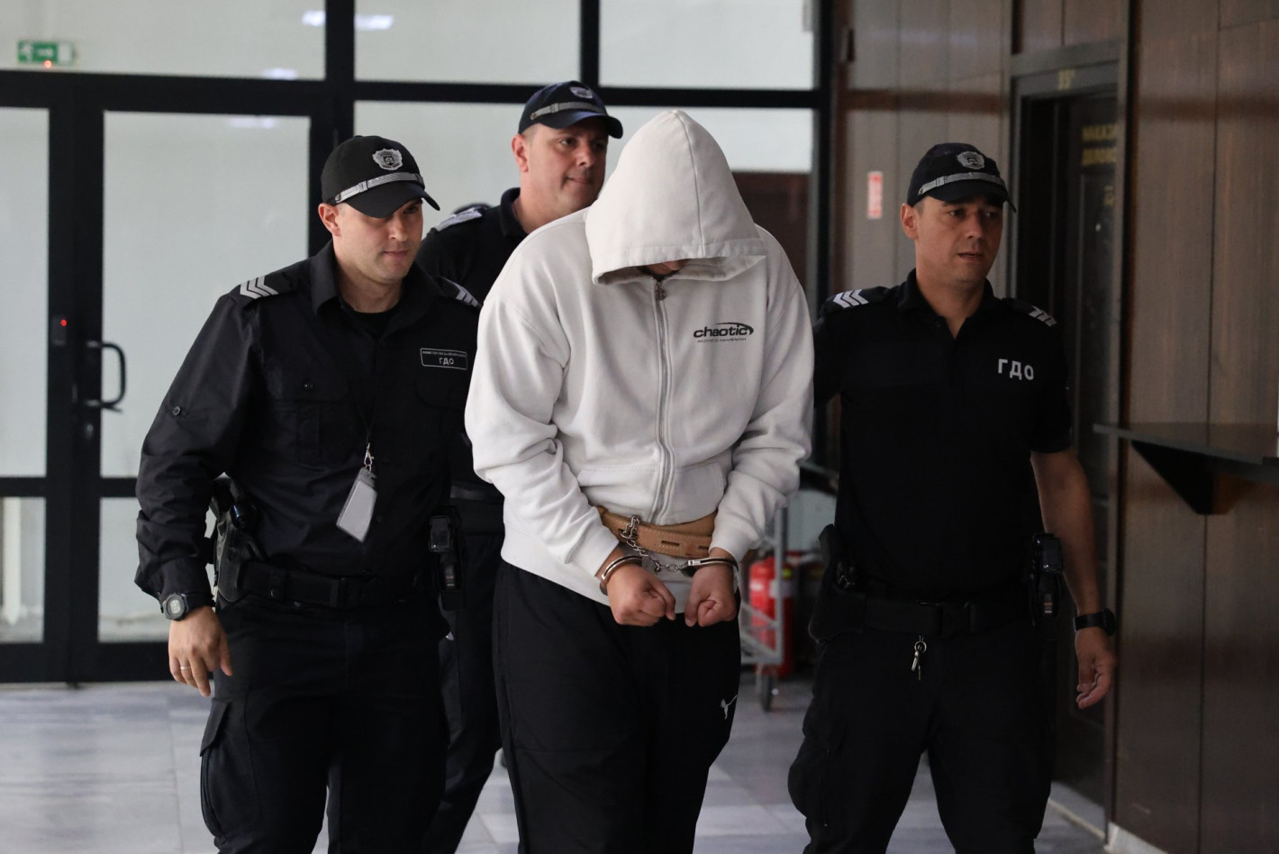 Бащата на загиналата в Благоевград: Борба, измъчвания и после изхвърляне през прозореца