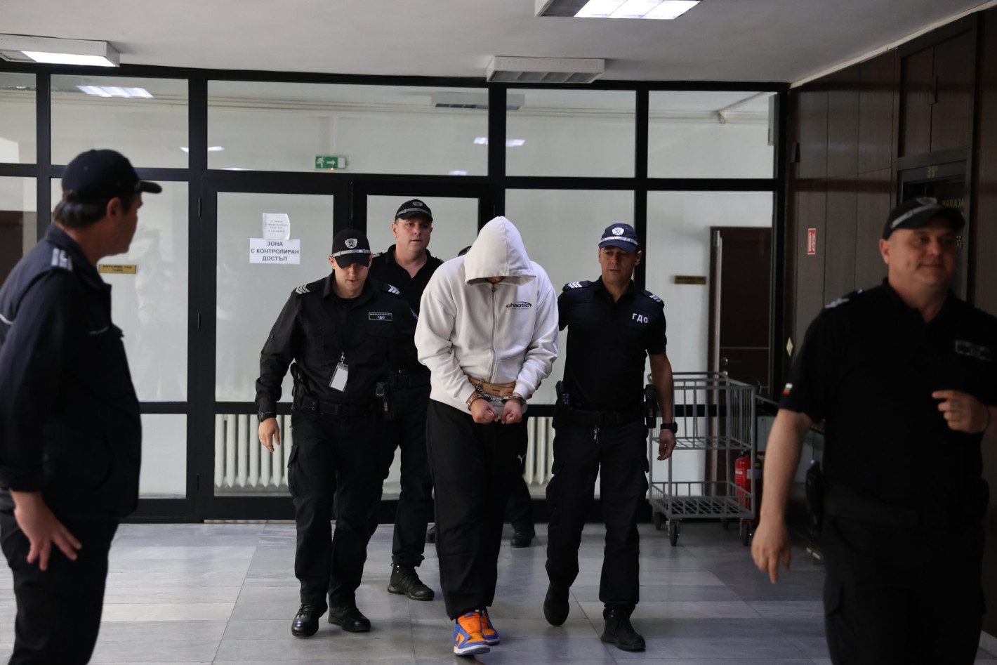 Бащата на загиналата в Благоевград: Борба, измъчвания и после изхвърляне през прозореца