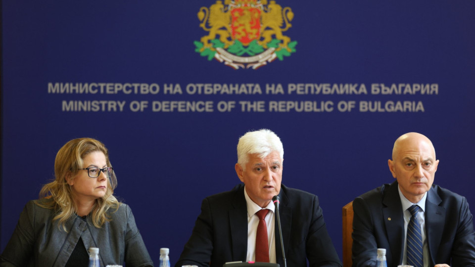 България повече няма да изпраща оръжие в Украйна