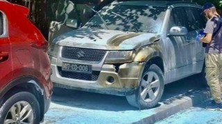 Запалиха два автомобила на българското посолство в Скопие (видео)