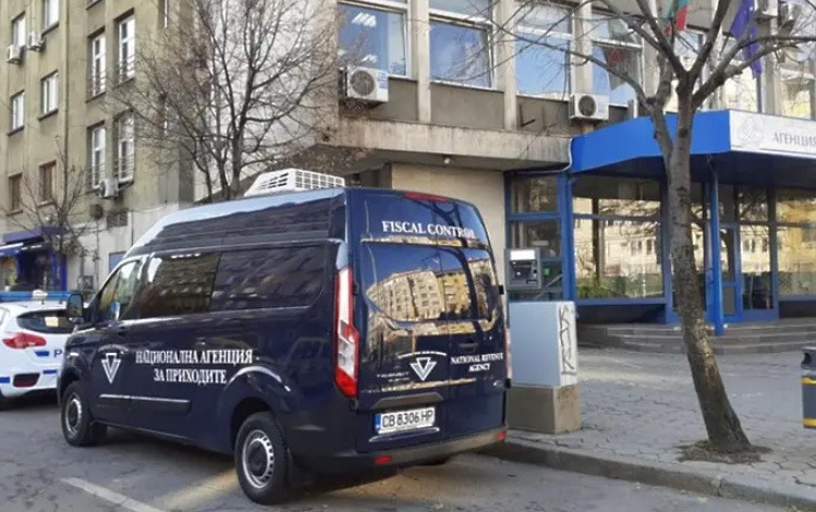 Екшън! МВР и НАП атакуват