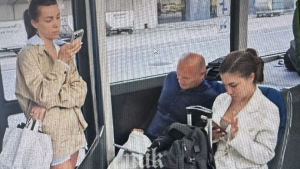 С*ксуален апетит във Виена: Спипаха Росен Катамарана с две засукани брюнетки на летището!