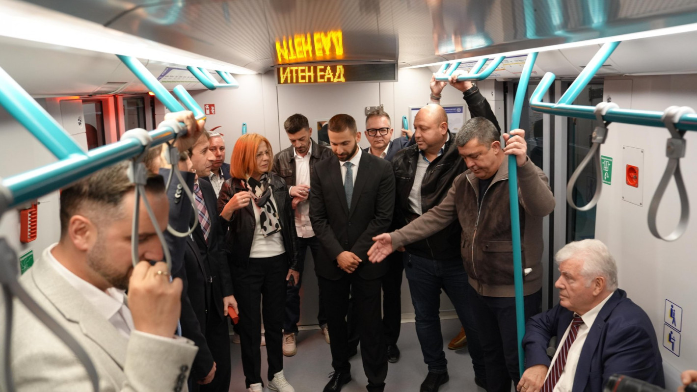 Готова е станция "Стадион Георги Аспарухов" (снимки)