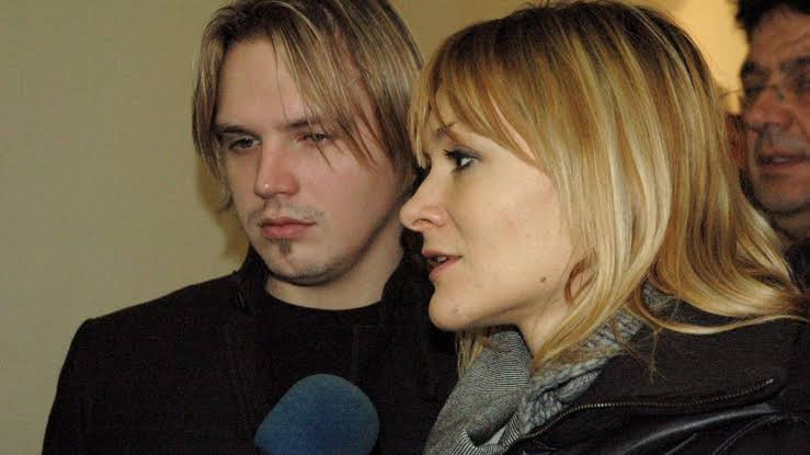 Ето я прокълнатата къща на Албена Денкова и Максим Стависки в Царево: Имотът за милион пустее от години! (СНИМКИ)