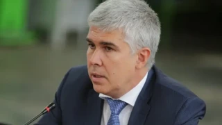 Махнаха несменяемия Владимир Малинов от „Булгартрансгаз”