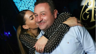 Близки до годеницата на Рачков отвратени: Започна да се пуска гола! Порасна й работата й се е прицелила в по-богат! (СНИМКИ)