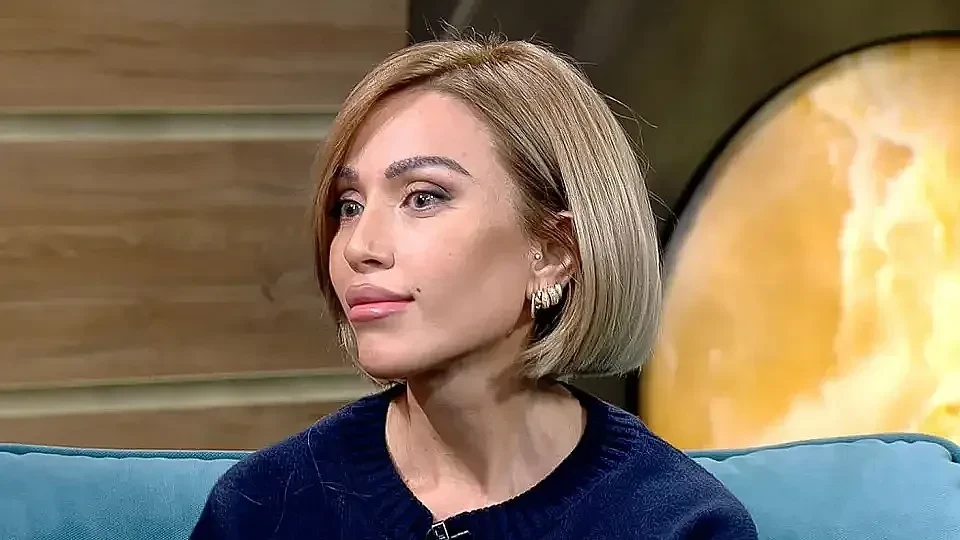 Пълна промяна: Енджи Касабие пие по 3 литра вода и изхвърли захарта от менюто си