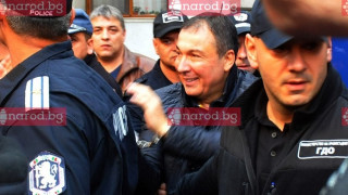 Екобомба в Свети Влас и „Елените“! Как се грабят милиони в сянката на кмета-арестант Николай Димитров, докато в морето текат фекалии