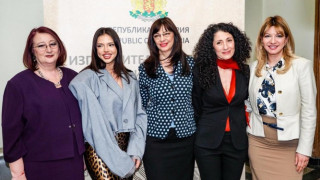 Чутовни скандали между Дара и Саня Армутлиева довели до краха помежду им! (Йотова платила неустойки и си била камшика – ВИЖ ТУК)